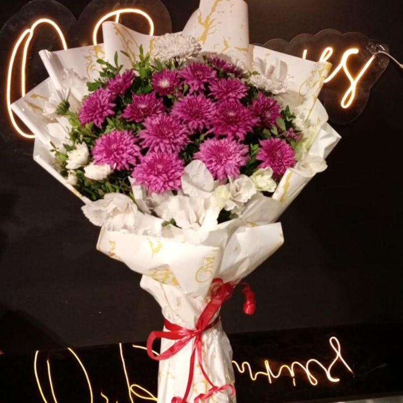 Elite Purple/Pink Chrysanthemum Bouquet